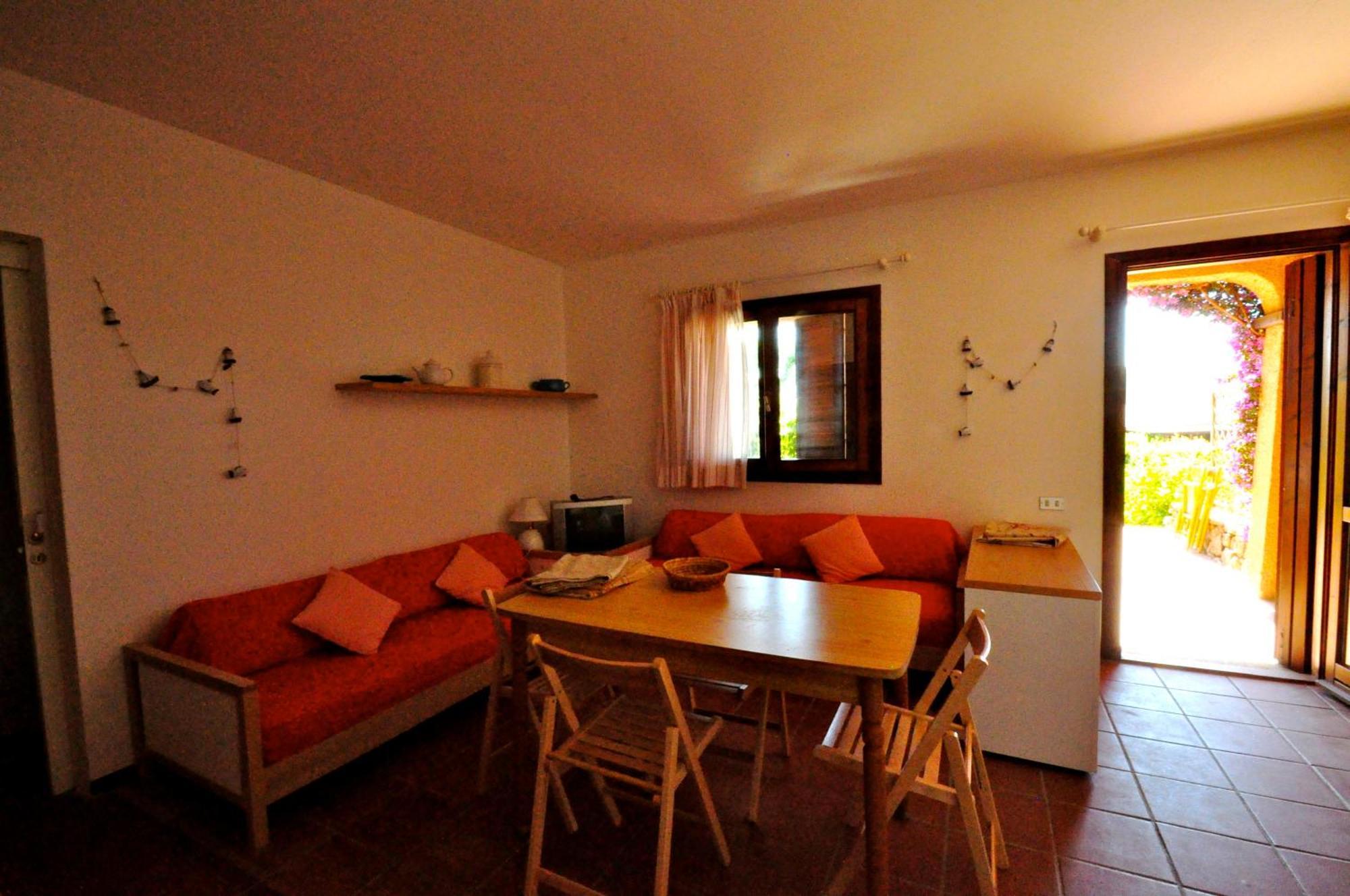 مارينيلاّ Appartamenti Residence Vela Blu Golfo Aranci المظهر الخارجي الصورة