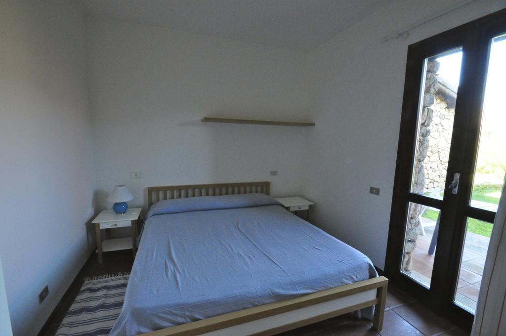 مارينيلاّ Appartamenti Residence Vela Blu Golfo Aranci الغرفة الصورة