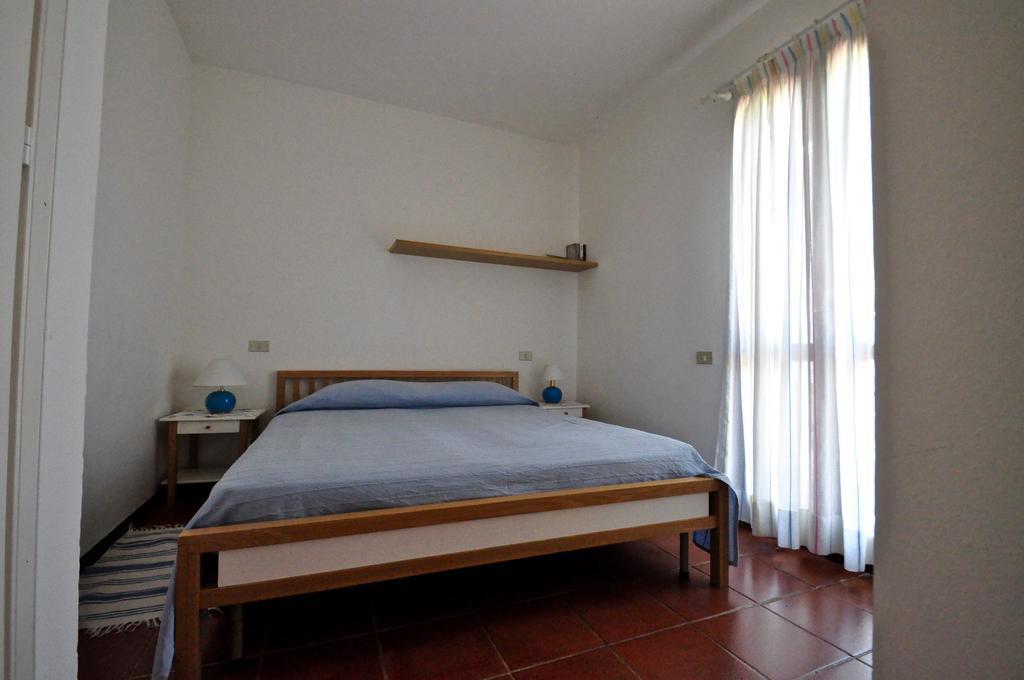 مارينيلاّ Appartamenti Residence Vela Blu Golfo Aranci الغرفة الصورة