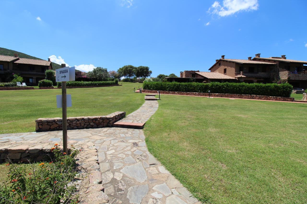 مارينيلاّ Appartamenti Residence Vela Blu Golfo Aranci المظهر الخارجي الصورة