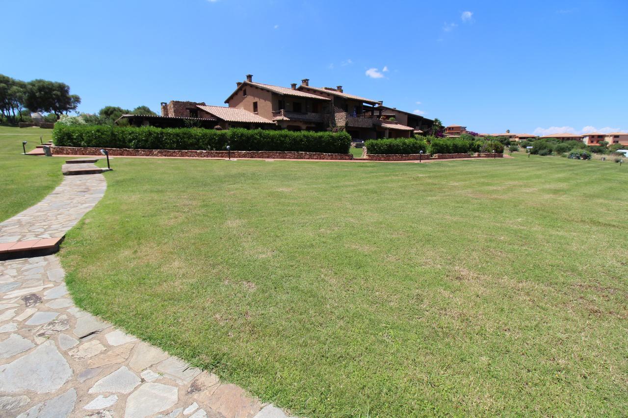 مارينيلاّ Appartamenti Residence Vela Blu Golfo Aranci المظهر الخارجي الصورة