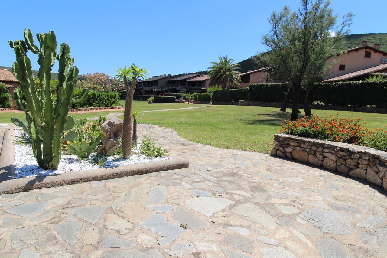 مارينيلاّ Appartamenti Residence Vela Blu Golfo Aranci المظهر الخارجي الصورة