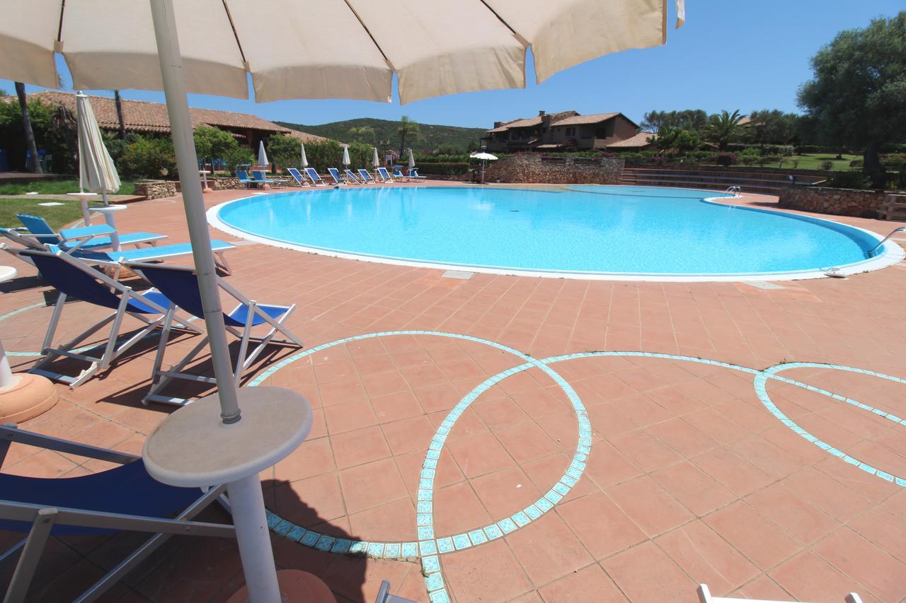 مارينيلاّ Appartamenti Residence Vela Blu Golfo Aranci المظهر الخارجي الصورة