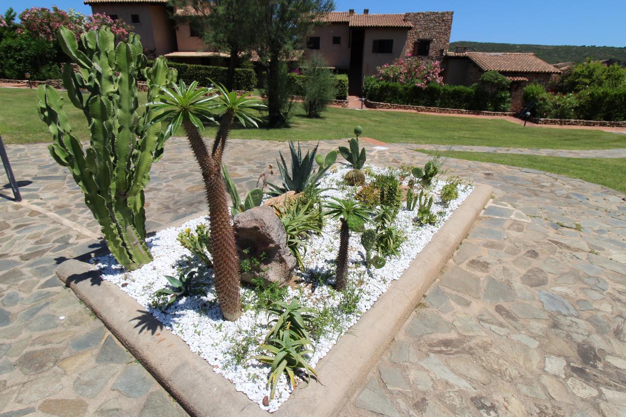 مارينيلاّ Appartamenti Residence Vela Blu Golfo Aranci المظهر الخارجي الصورة